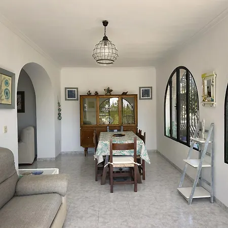 Casa Cerca De Playas Y Calas De شاليه *