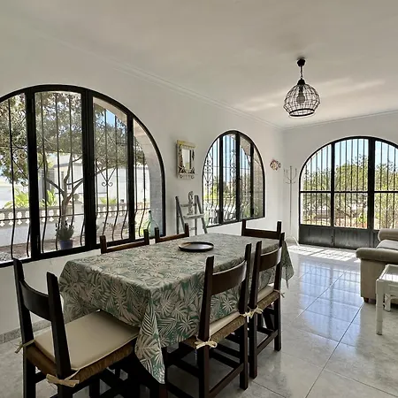 Casa Cerca De Playas Y Calas De * كاليبي